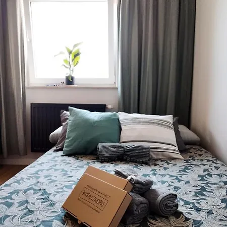 Apartment Terra Apartament - Cozy Studio With Netflix & Free Parking Krakow